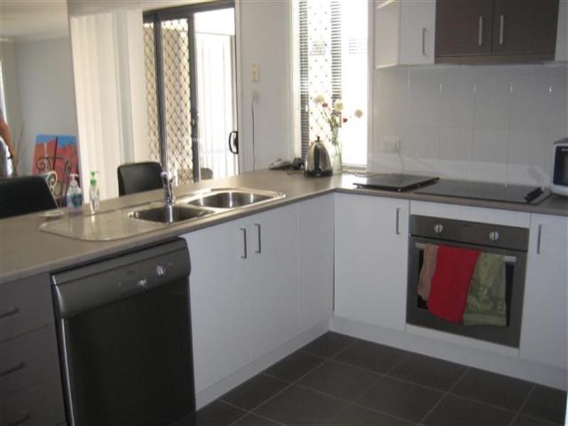 21 Crestlea Street, Victoria Point QLD 4165