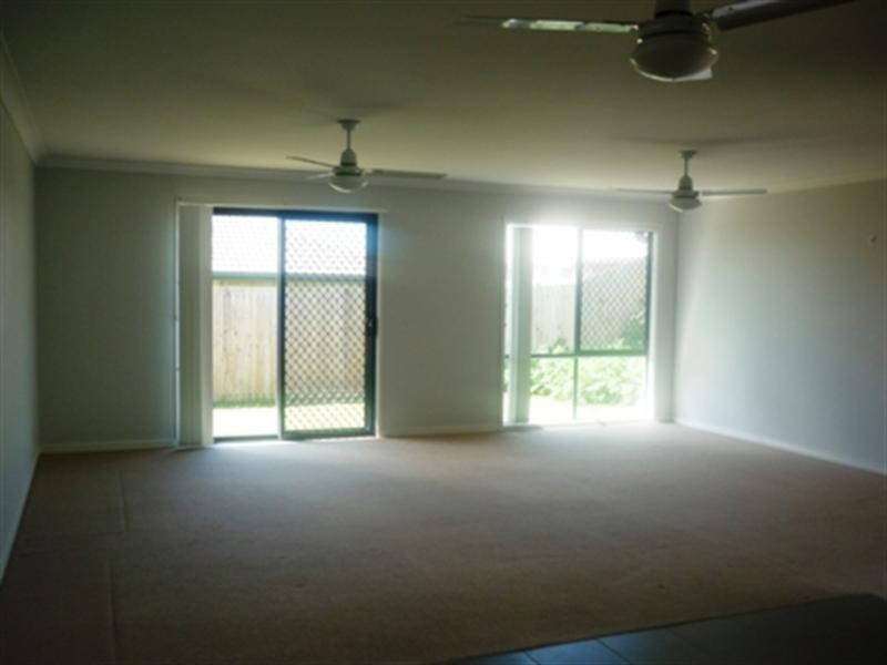 21 Crestlea Street, Victoria Point QLD 4165