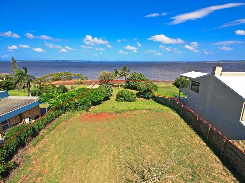 137 Shore Street North, Cleveland QLD 4163