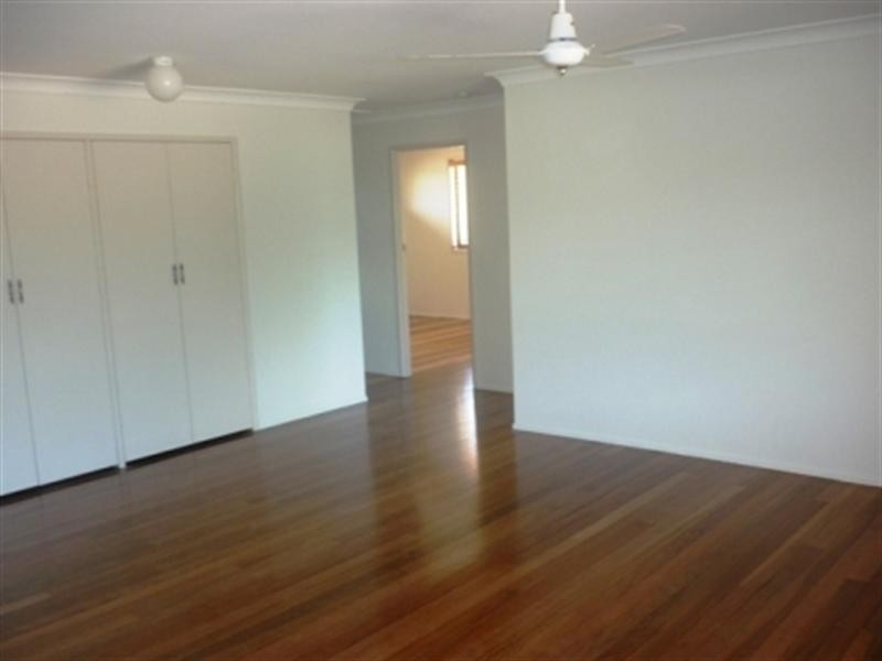 14 Russell Street, Cleveland QLD 4163