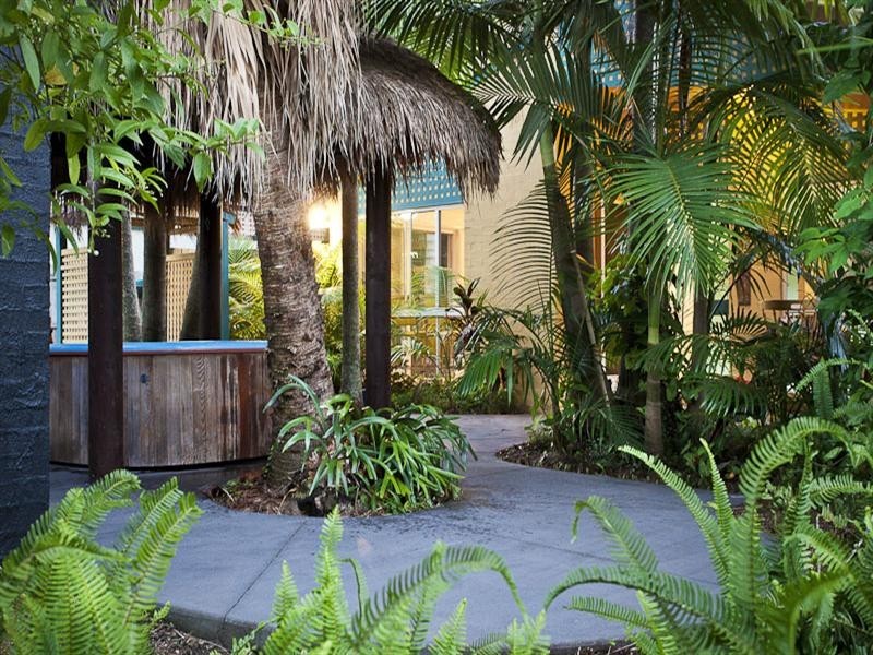 14 Shirley Street, Coochiemudlo Island QLD 4184