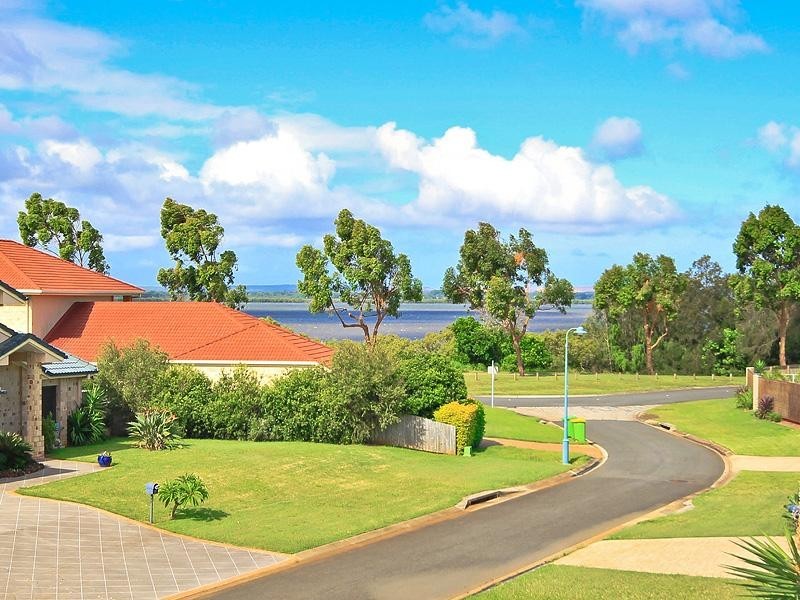 10 St Clair Court, Redland Bay QLD 4165