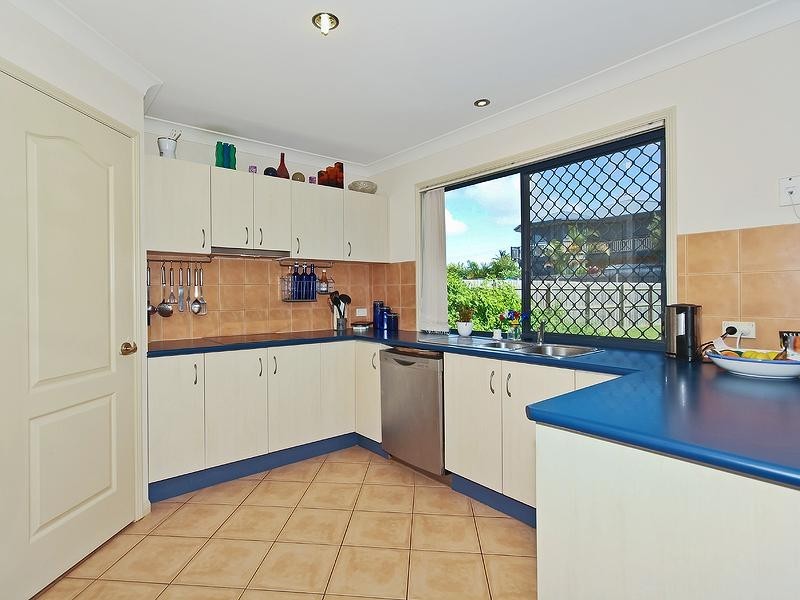 10 St Clair Court, Redland Bay QLD 4165