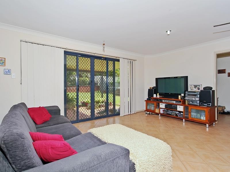 10 St Clair Court, Redland Bay QLD 4165