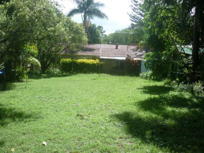 203 Waterloo Street, Cleveland QLD 4163