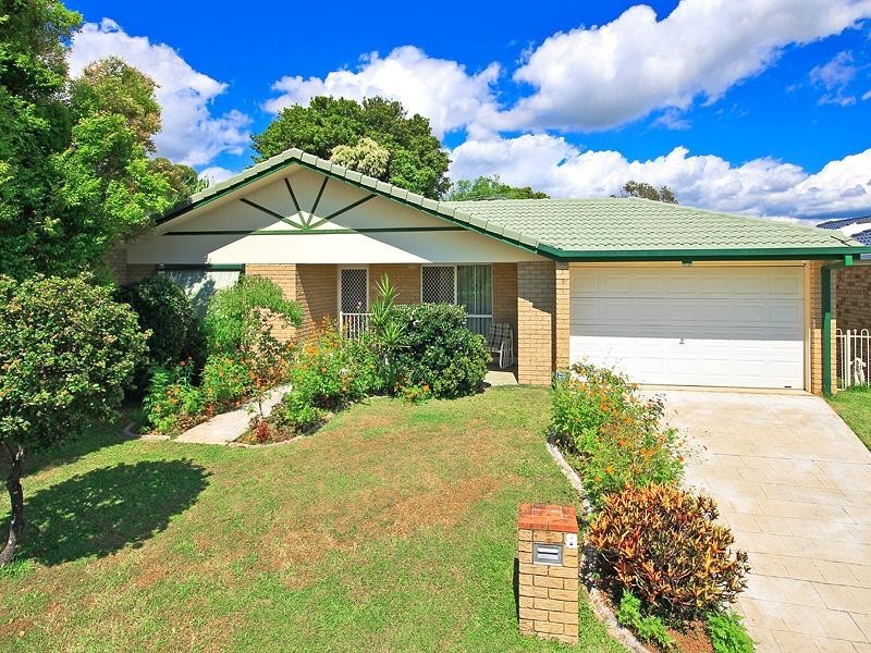 8 Alexander Avenue, Victoria Point QLD 4165
