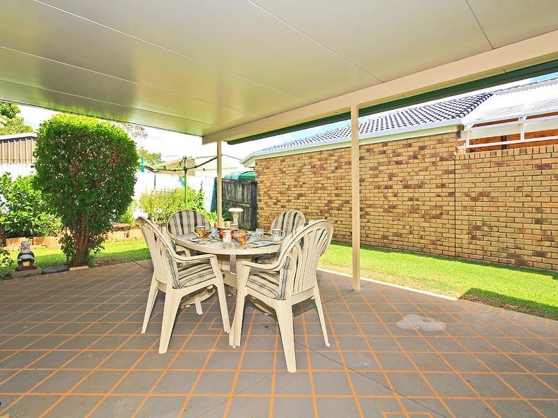 8 Alexander Avenue, Victoria Point QLD 4165