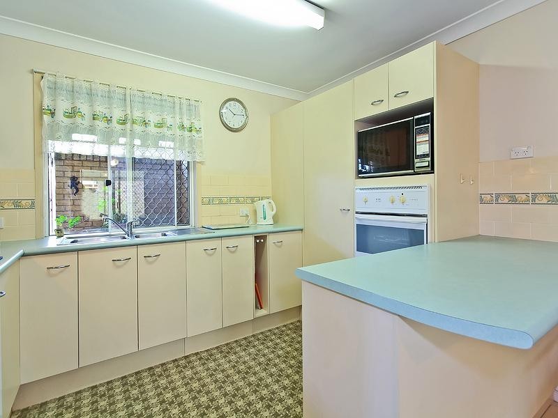 8 Alexander Avenue, Victoria Point QLD 4165