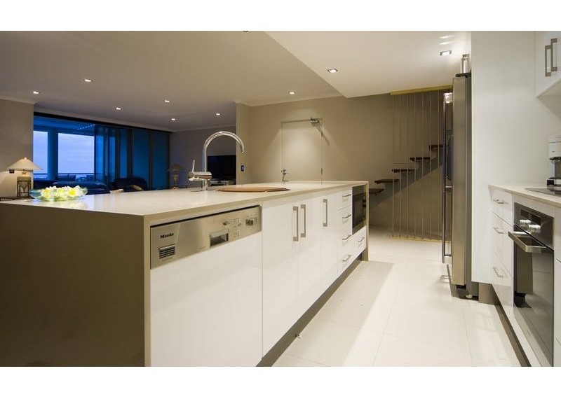 141 Shore Street, Cleveland QLD 4163