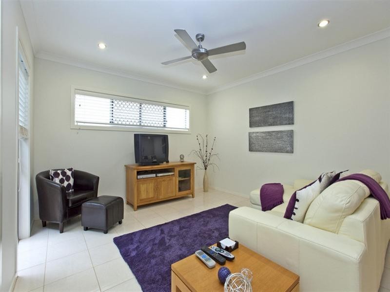 6 Oak Street, Ormiston QLD 4160