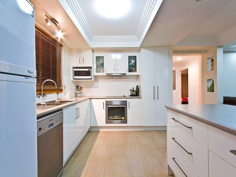 363 Bloomfield Street, Cleveland QLD 4163