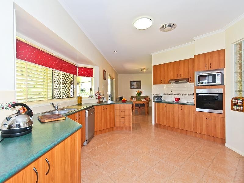 34 Malcomia Street, Redland Bay QLD 4165