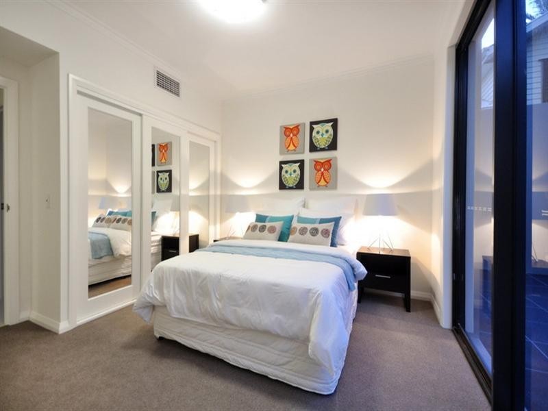 1a Bay Street, Redland Bay QLD 4165