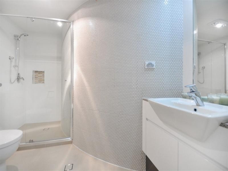 1a Bay Street, Redland Bay QLD 4165