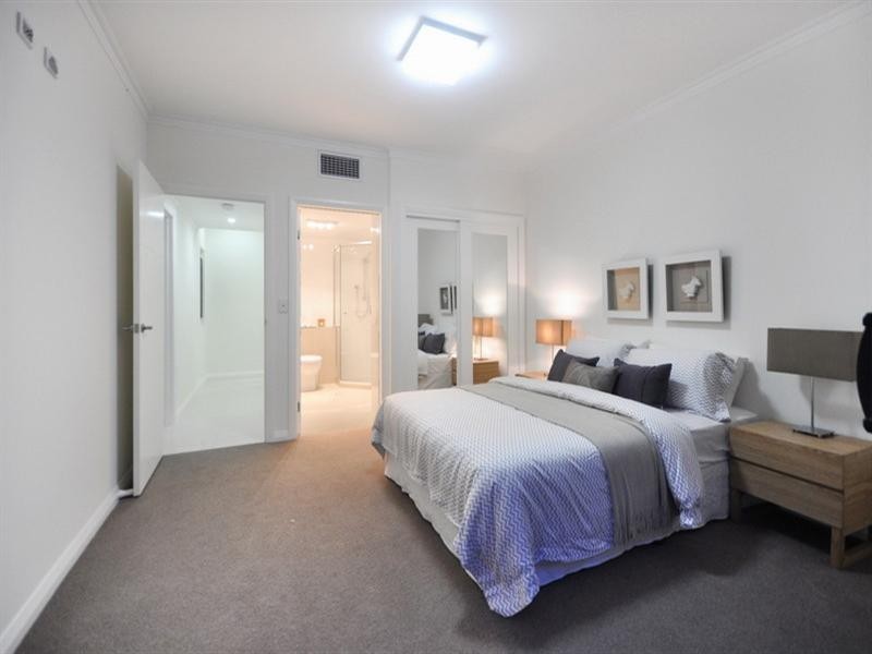 1a Bay Street, Redland Bay QLD 4165