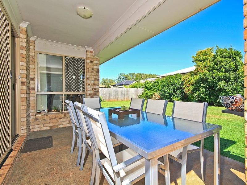 6 Cole Street, Redland Bay QLD 4165