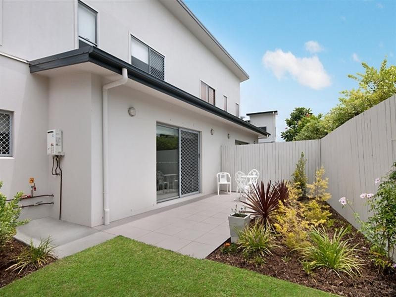 4/8 Boat Street, Victoria Point QLD 4165