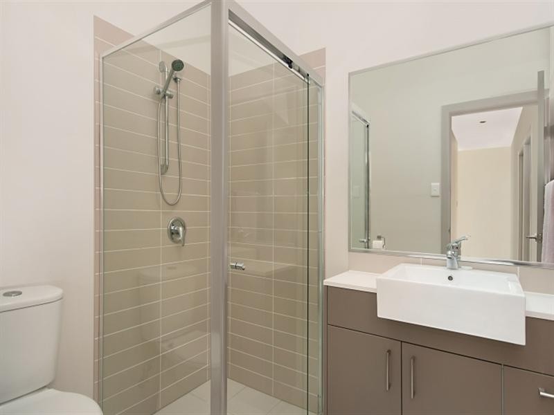 4/8 Boat Street, Victoria Point QLD 4165