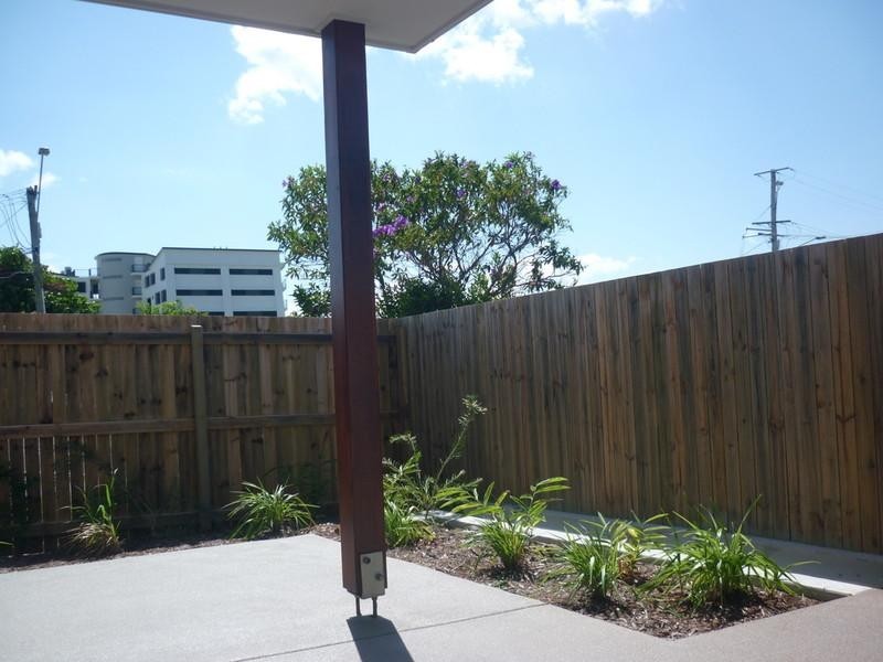 139 Middle Street, Cleveland QLD 4163