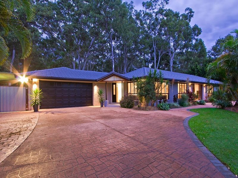 10 Darcelle Place, Ormiston QLD 4160