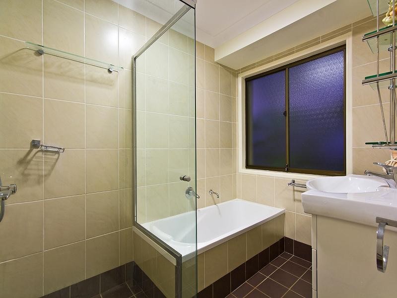 4 Bassil Avenue, Victoria Point QLD 4165