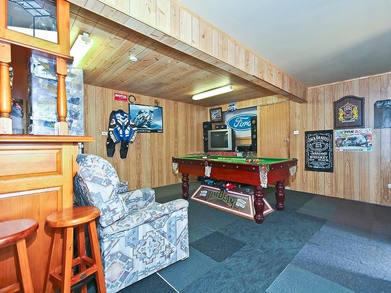 6 Hampshire Crescent, Alexandra Hills QLD 4161