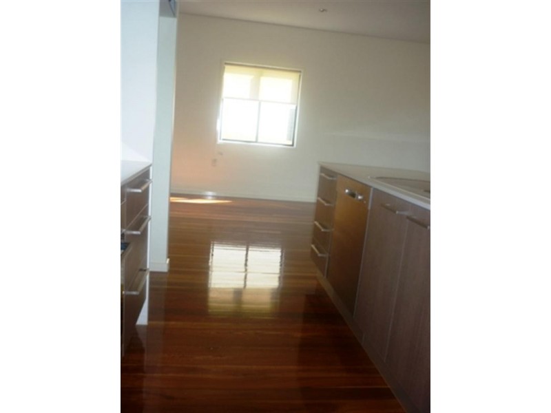 54 Whites Road, Manly West QLD 4179