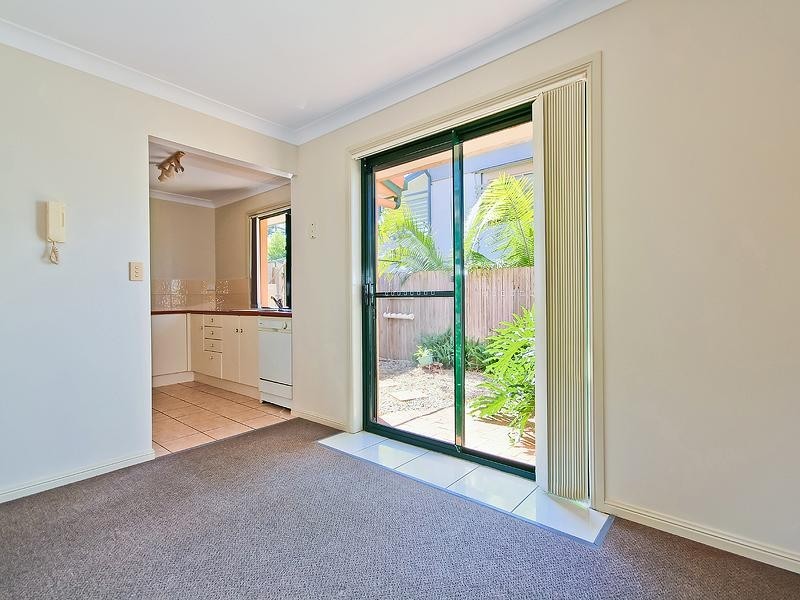 1/223 Middle Street, Cleveland QLD 4163
