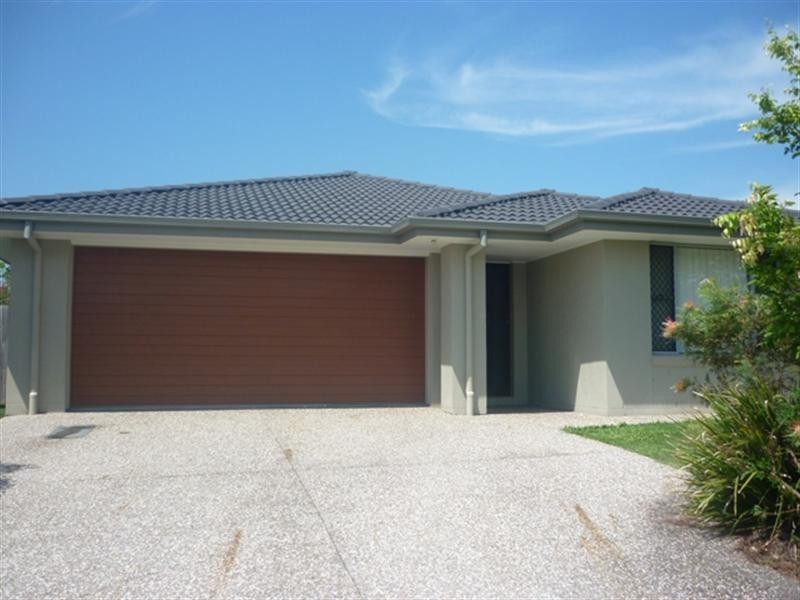 11 Brookvale Drive, Victoria Point QLD 4165