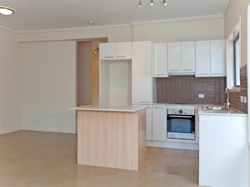 7/62 Island Street, Cleveland QLD 4163