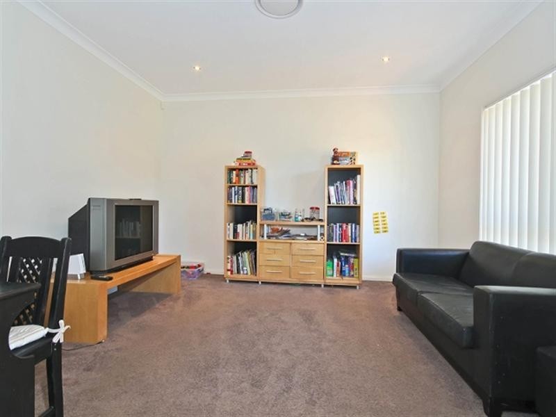 10 Shearwater Street, Cleveland QLD 4163