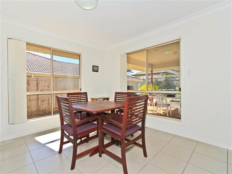 10 Shearwater Street, Cleveland QLD 4163