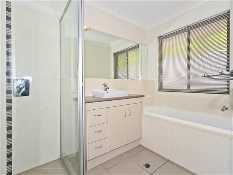 10 Shearwater Street, Cleveland QLD 4163