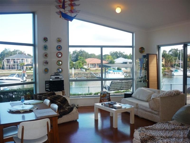 34 Cayman Crescent, Ormiston QLD 4160