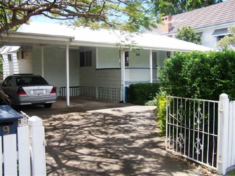 109 Mooroondu Road, Thorneside QLD 4158