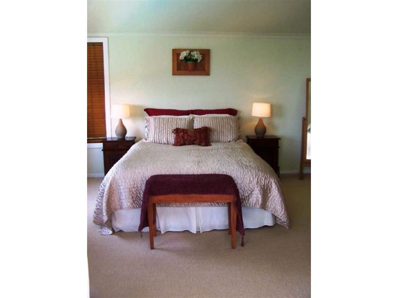 109 Mooroondu Road, Thorneside QLD 4158