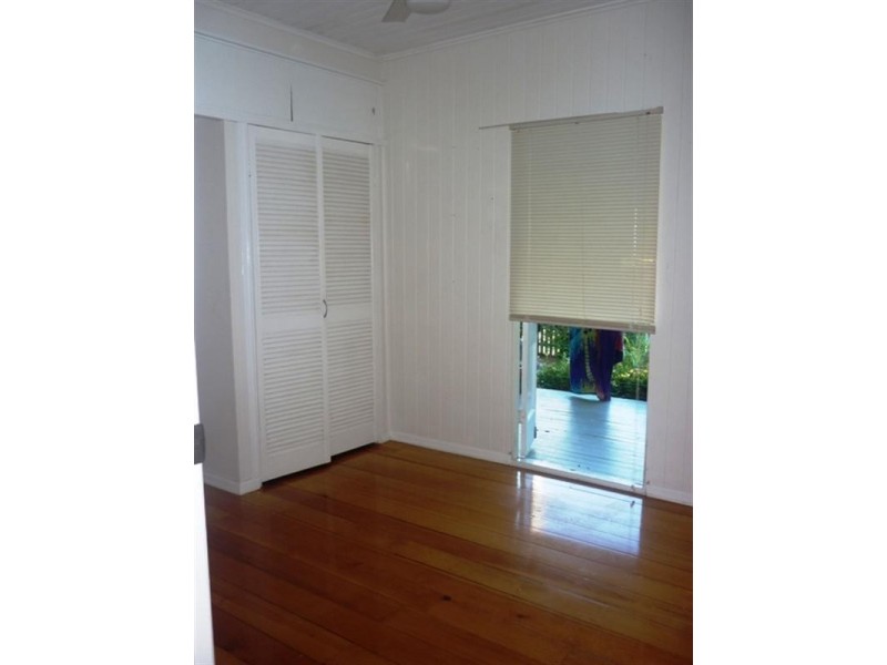 109 Mooroondu Road, Thorneside QLD 4158