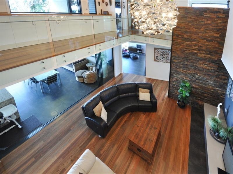 1 Bay Street, Redland Bay QLD 4165