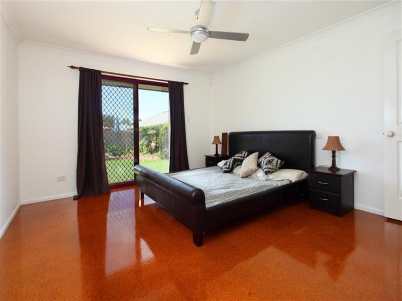 10 Darcelle Place, Ormiston QLD 4160