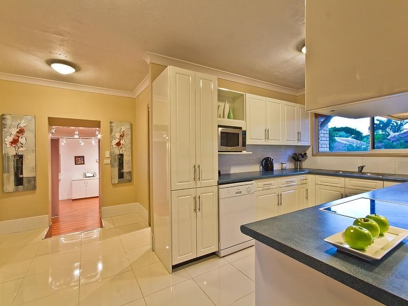 354 Bloomfield Street, Cleveland QLD 4163