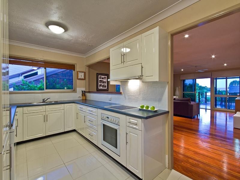 354 Bloomfield Street, Cleveland QLD 4163