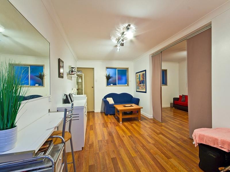 354 Bloomfield Street, Cleveland QLD 4163