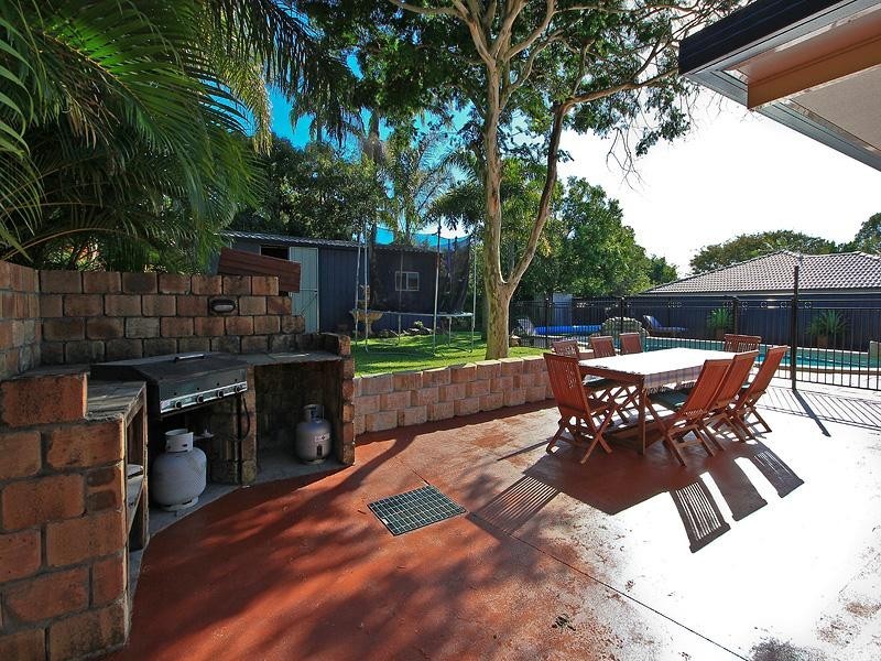 9 Wattle Street, Victoria Point QLD 4165