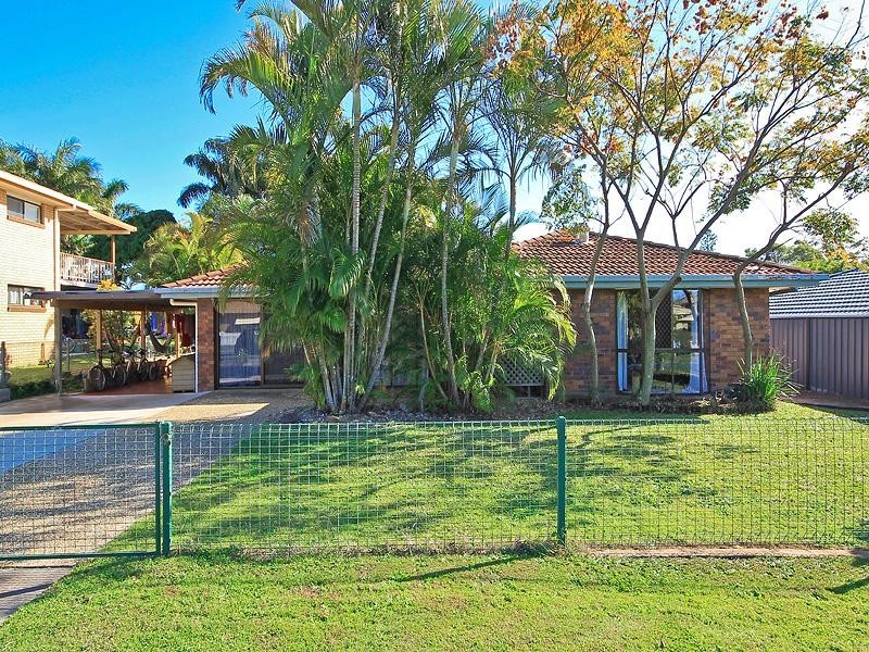 9 Wattle Street, Victoria Point QLD 4165