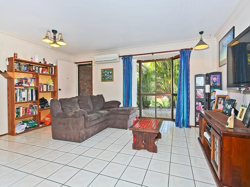 9 Wattle Street, Victoria Point QLD 4165