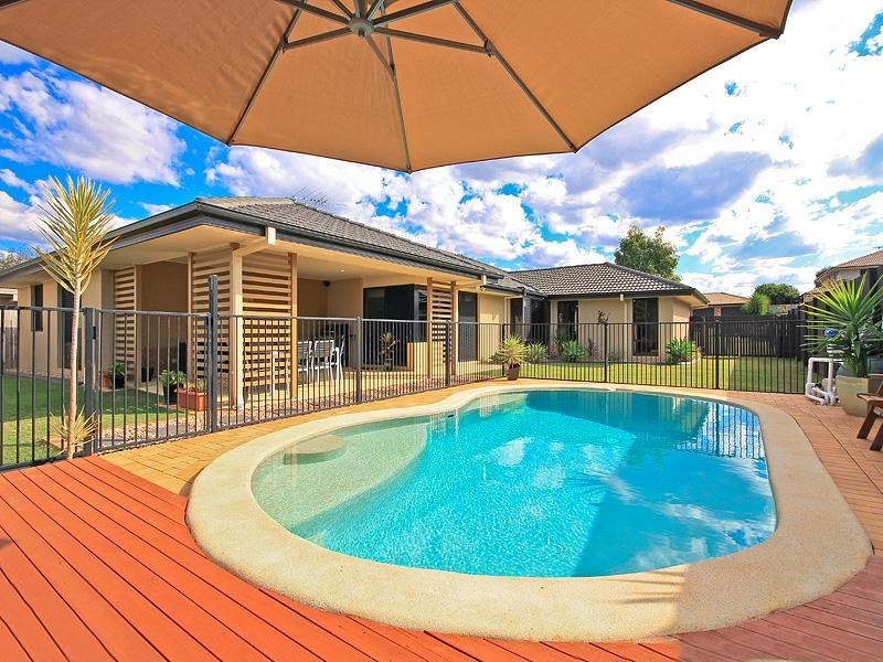 3 Cole Street, Redland Bay QLD 4165