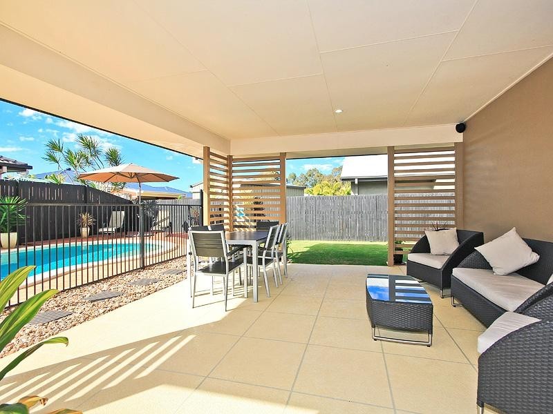 3 Cole Street, Redland Bay QLD 4165