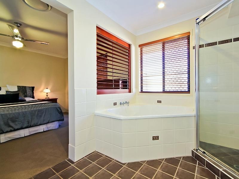 3 Cole Street, Redland Bay QLD 4165