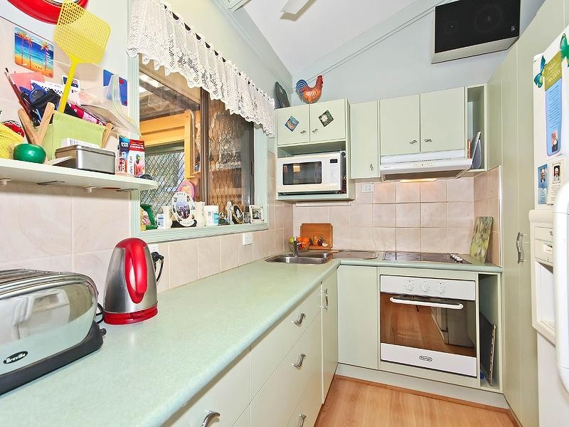 3 Emu Street, Birkdale QLD 4159