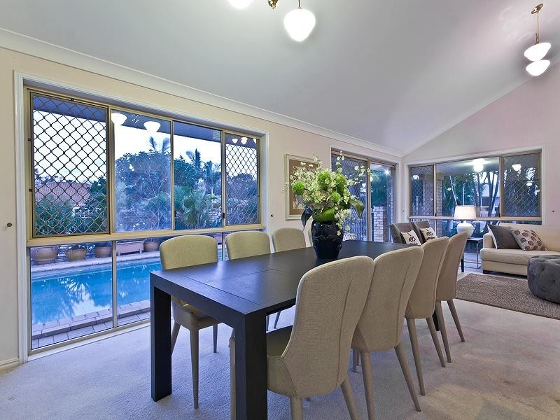 5 Beachside Court, Victoria Point QLD 4165